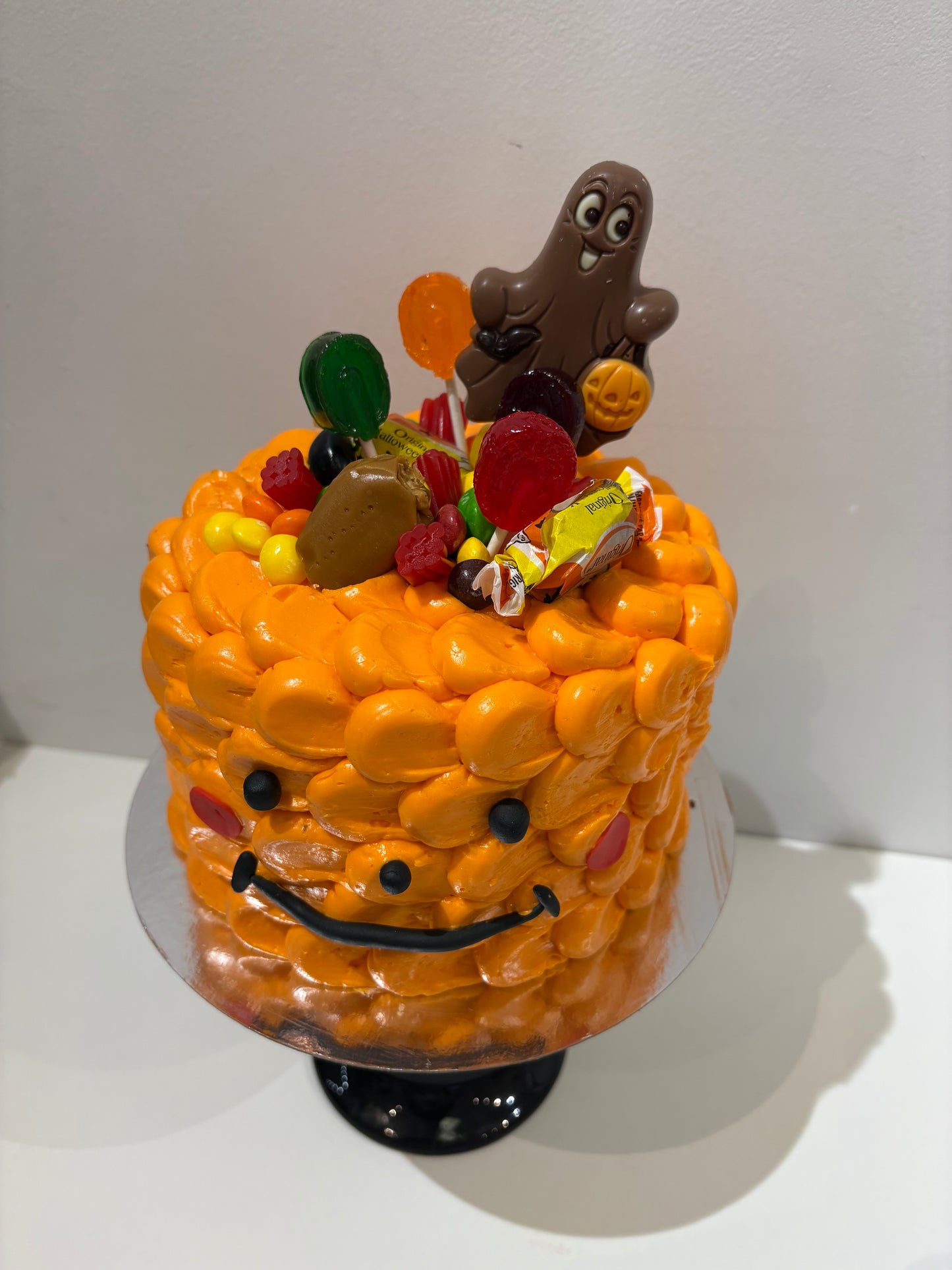 1-1. Halloween cake : Happy Boo cake