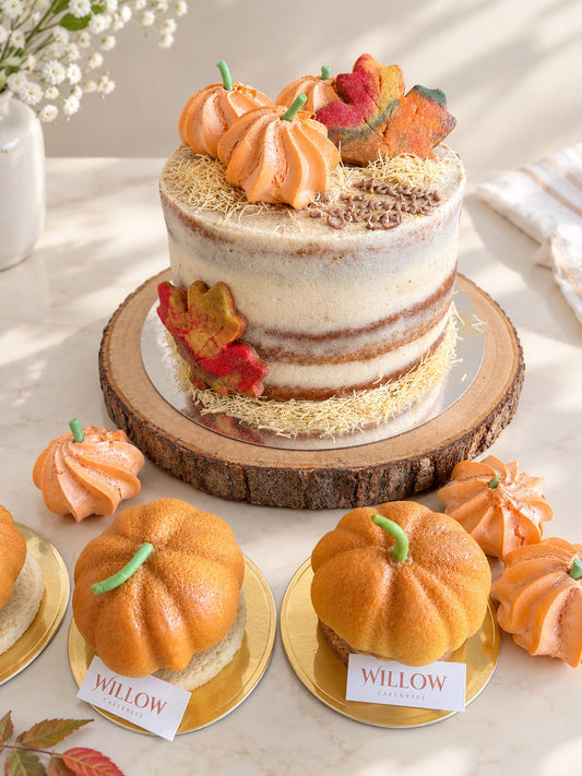 1-1. 6-inch Caramel pecan pumpkin cake