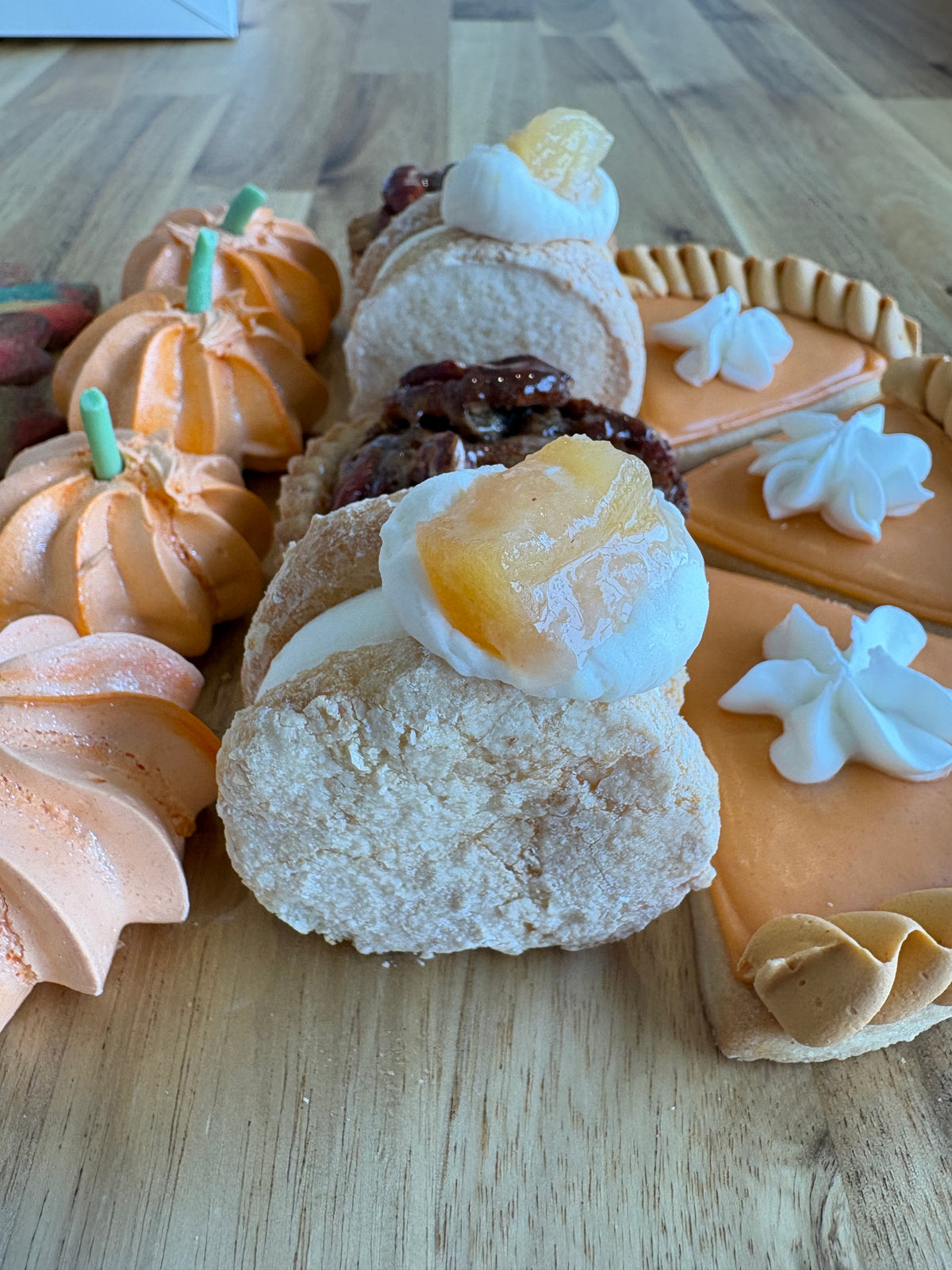 1-2. Thanksgiving Treats box