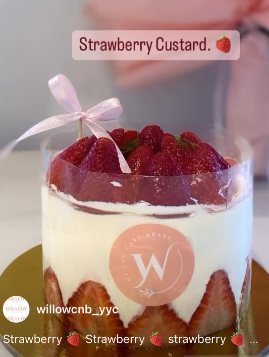 6“ Strawberry Custard Cake