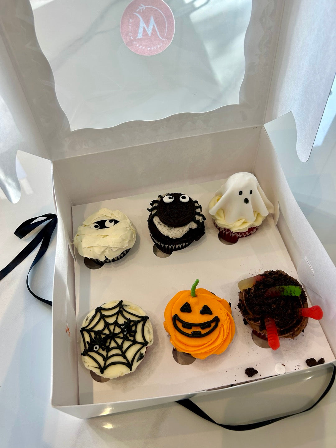 1-1. Halloween cupcake box